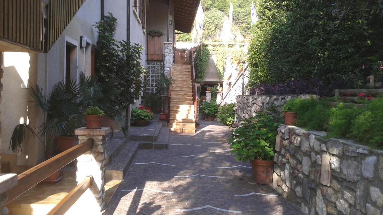 Residence Miravalle Limone sul Garda Eksteriør billede